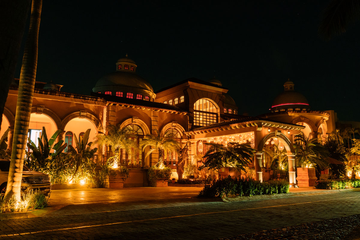 Santo Coyote Puerto Vallarta